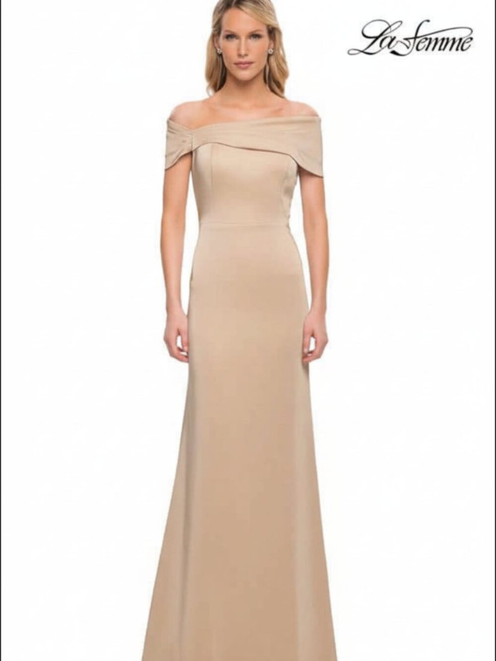 LaFemme: 29537 Champagne Size 18